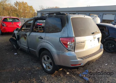 2012 Subaru Forester 2.5X из США, поврежденный, VIN JF2SHBBC0CH405111